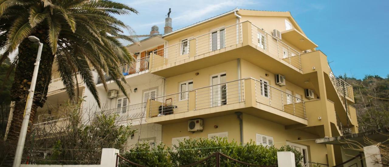 Apartments Alma Podgora Eksteriør bilde