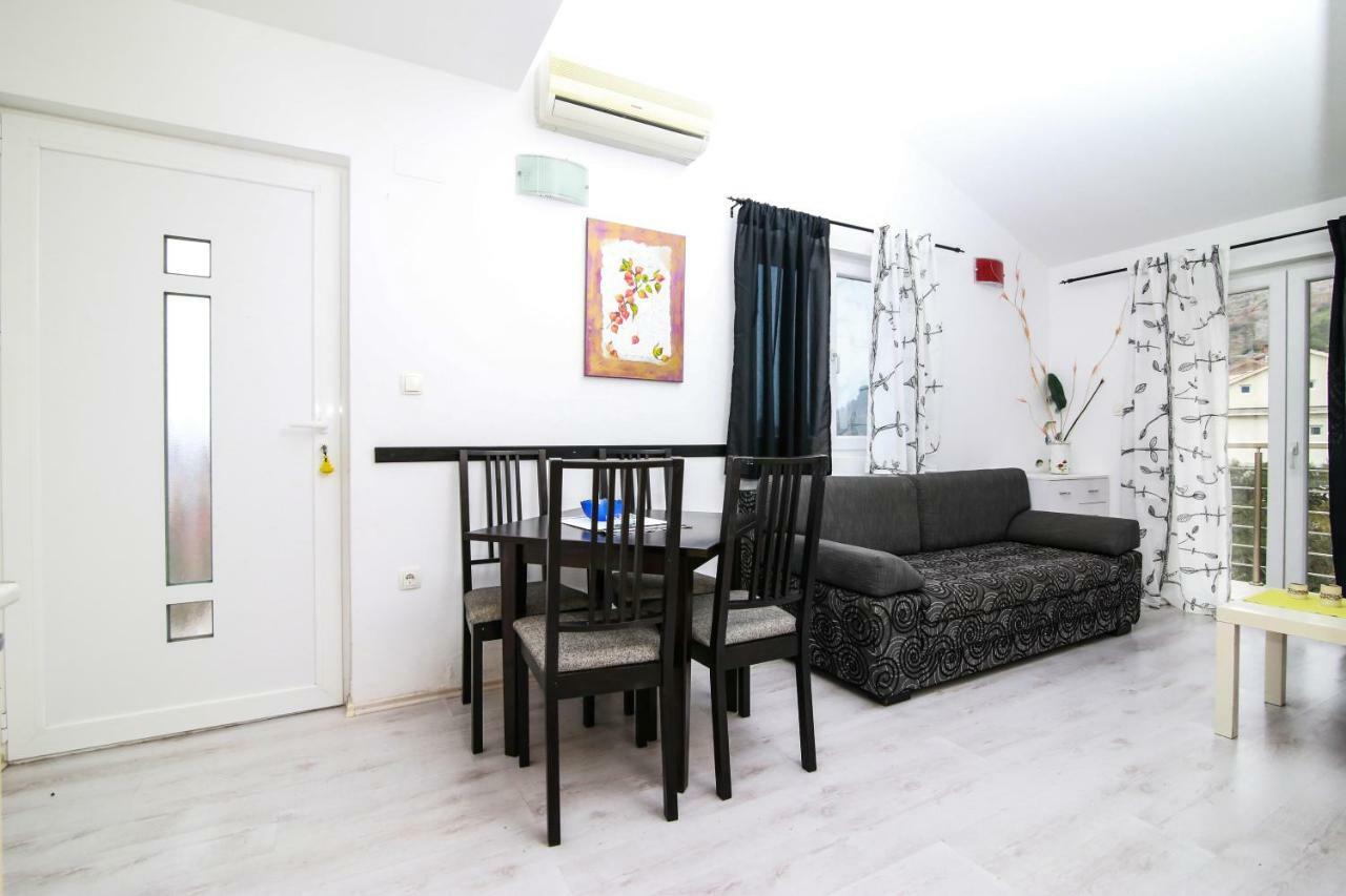 Apartments Alma Podgora Eksteriør bilde