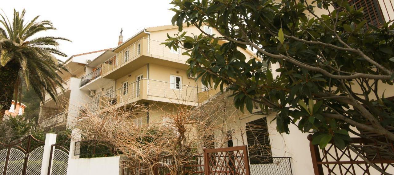 Apartments Alma Podgora Eksteriør bilde