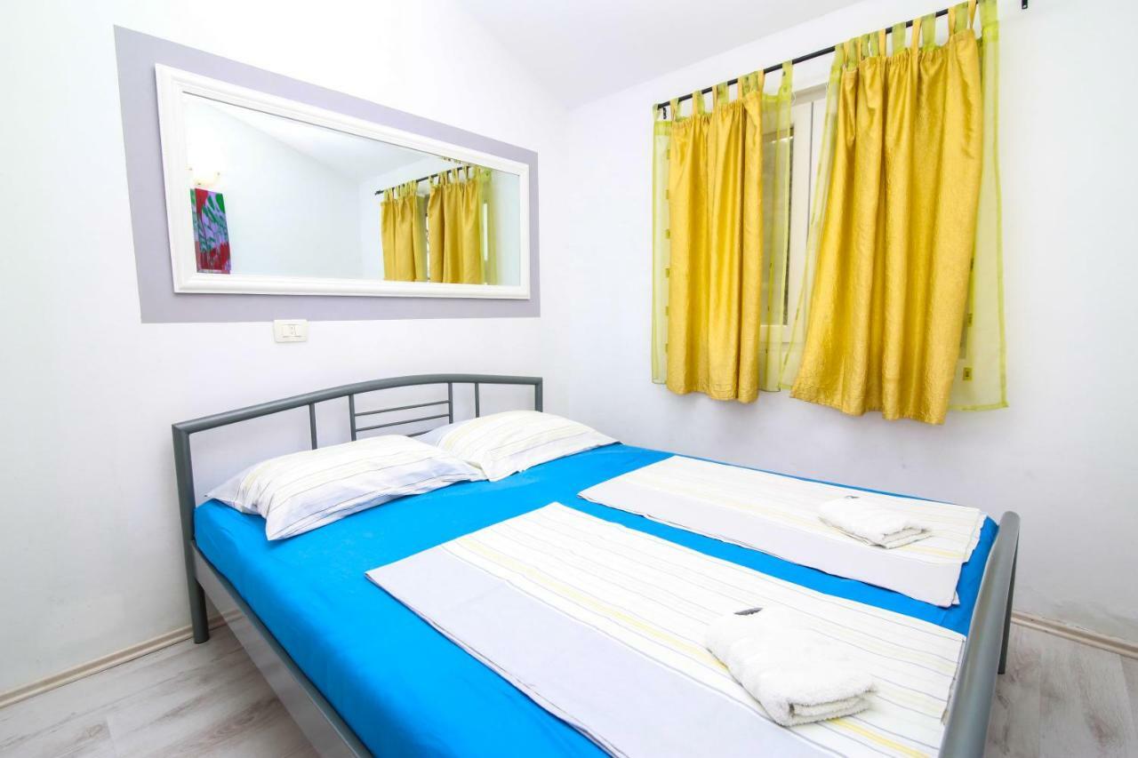 Apartments Alma Podgora Eksteriør bilde